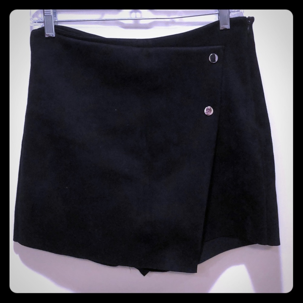 ZARA Skorts faux suede look